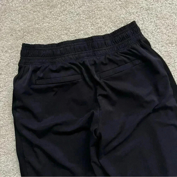 ATHLETA Brooklyn Lined Camo Jogger Pant Black Size 0 #985549 $99 Active Outdoor - Picture 15 of 16